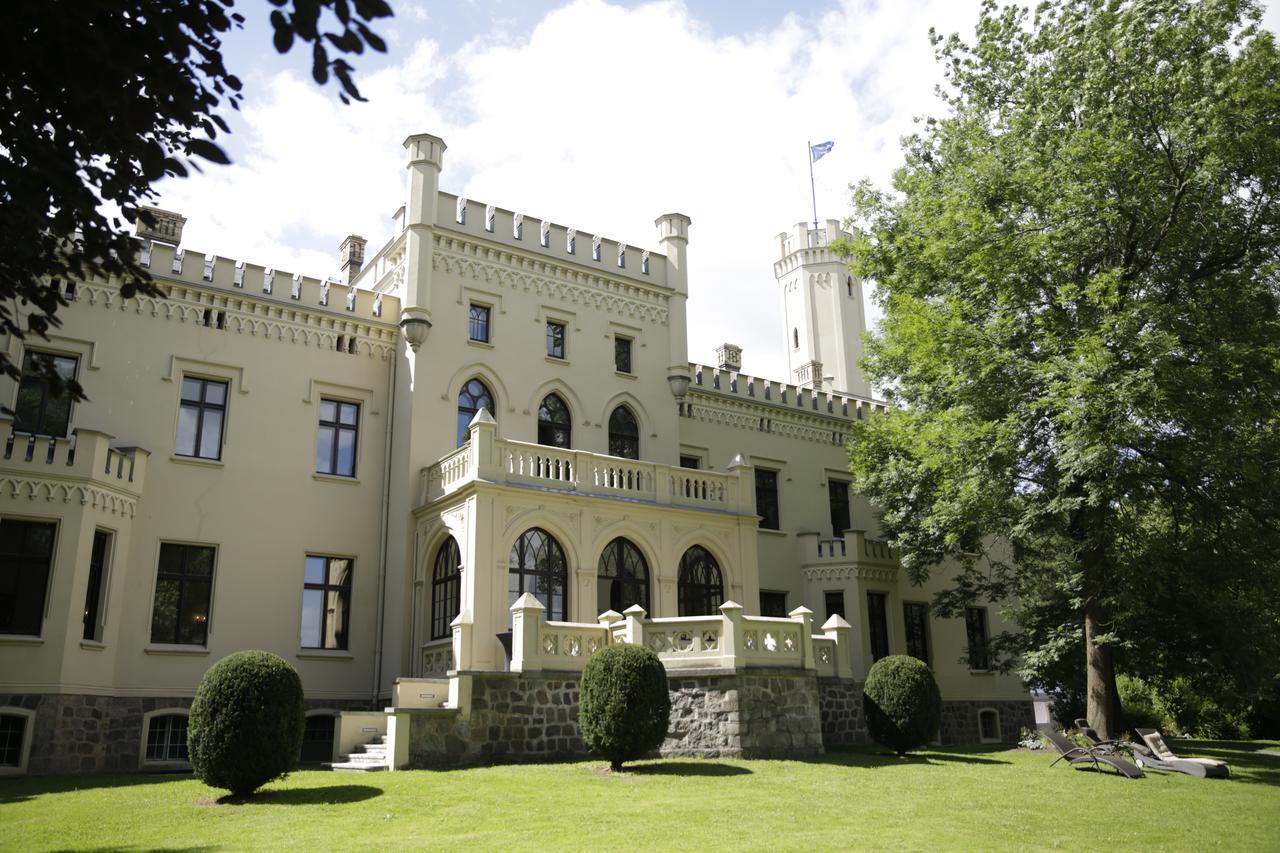 Romantik Hotel Schloss Reichenow Kültér fotó
