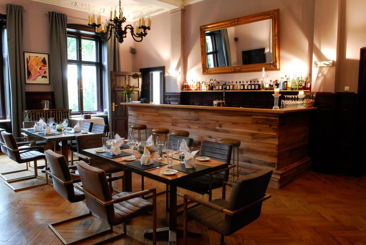 Romantik Hotel Schloss Reichenow Kültér fotó